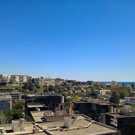 Apartment Flat Up To 5 With Terrace Ouest